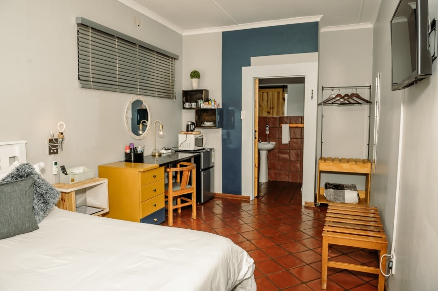 6 Bedroom Property for Sale in Kuruman Northern Cape